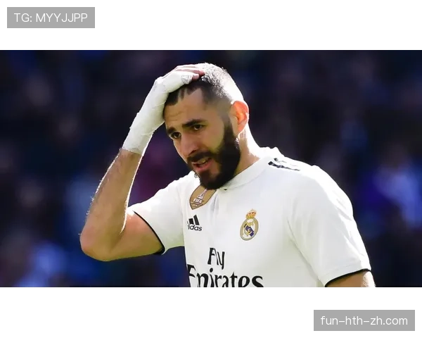 本泽马在国家队的真实定位：核心支柱还是战术边缘人？